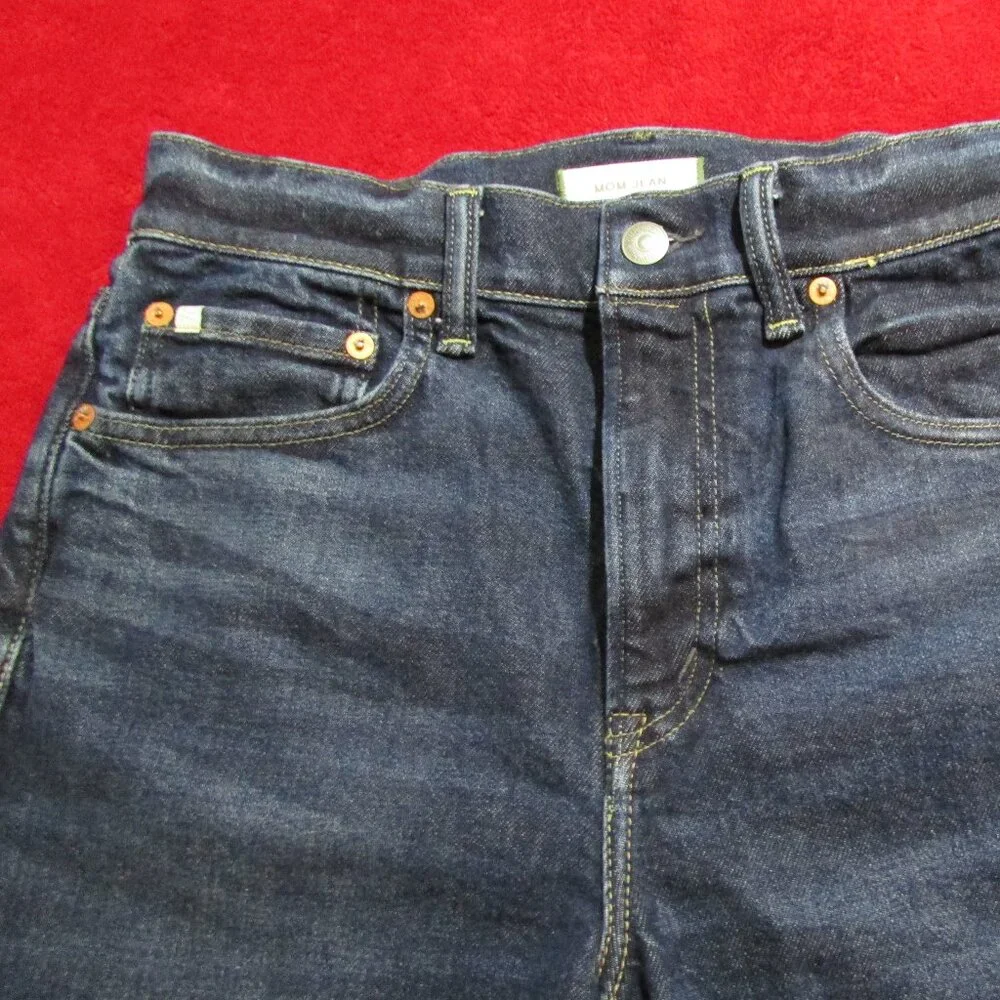 AE77 Premium Denim Mom Jeans American Eagle - Picture 5 of 9